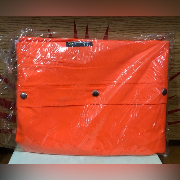 America’s Cup 2 Piece Orange Storm Suit - Picture 3 of 3